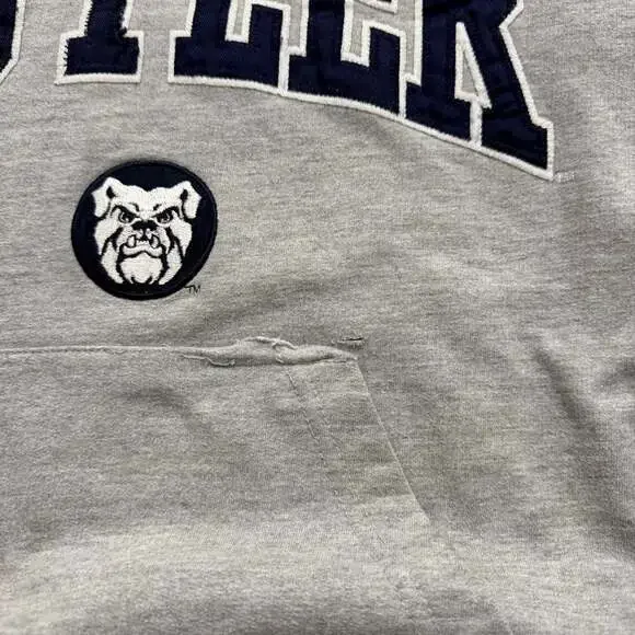 Butler Bulldogs College Hoodie Grey Spellout Logo NCAA Pullover Sweatshirt XL - Picture 3 of 4